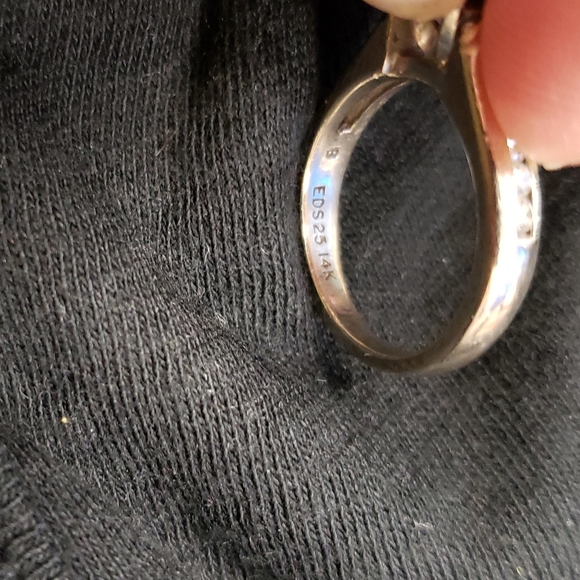 Wedding ring set - Picture 6 of 9